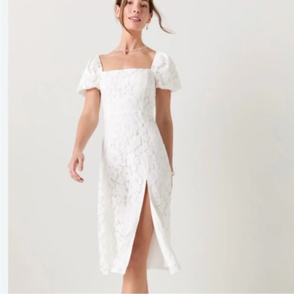 Francesca’s white lace dress